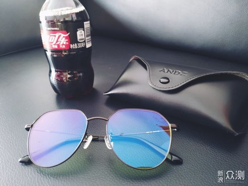 雙眸新寵，凹造型神器 andz金屬幾何框防藍光眼鏡，守護視力與時尚